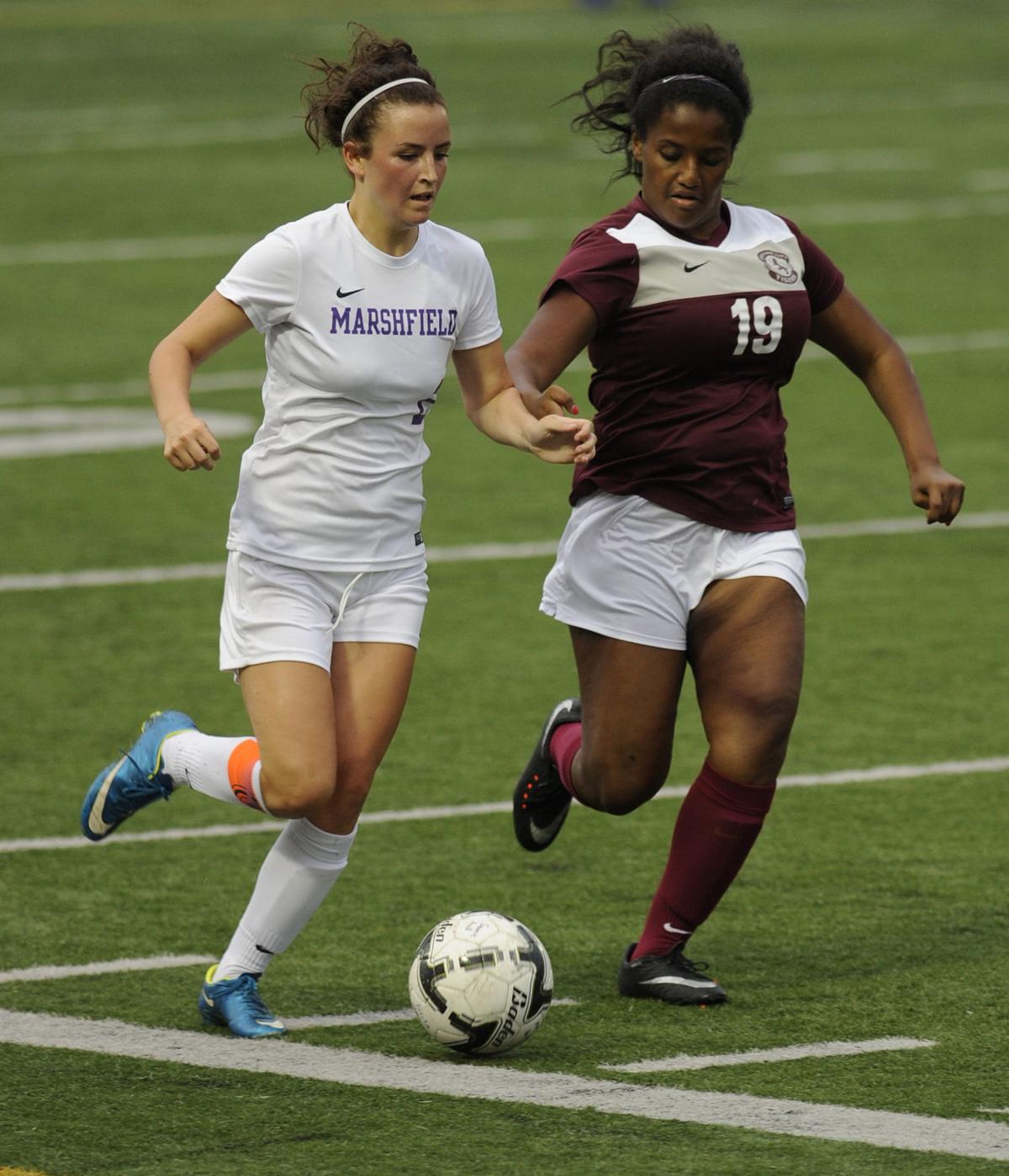 Marshfield loses to Junction City, 7-0