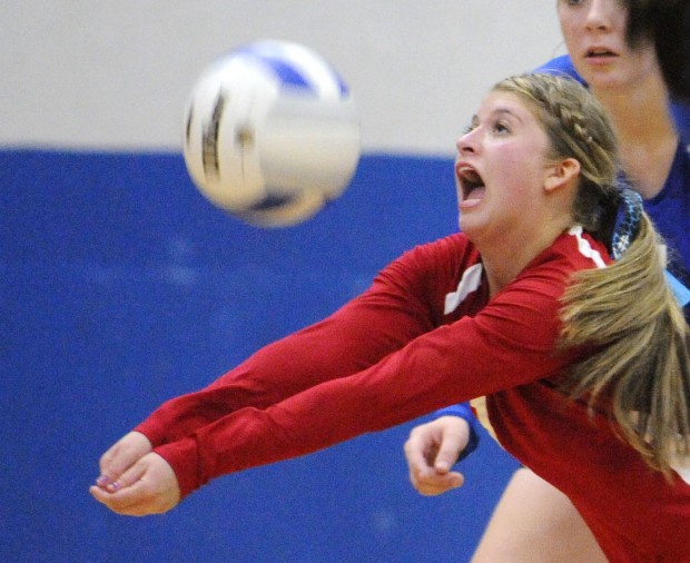 Reedsport at Myrtle Point Volleyball Photo Collections