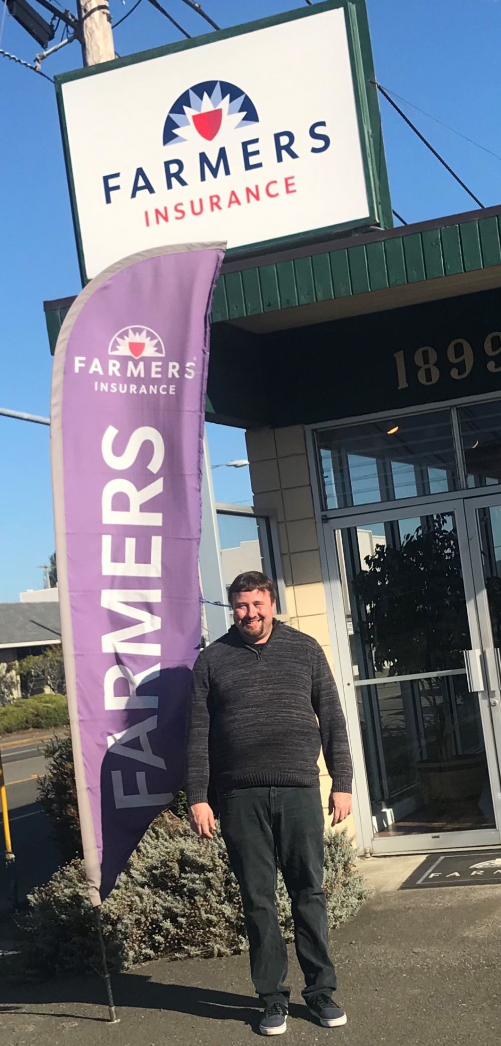 Banner Bank Art Display Features Local Artist South Coast