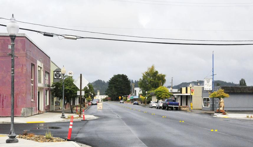 Reedsport Mainstreet Program wins downtown revitalization award News