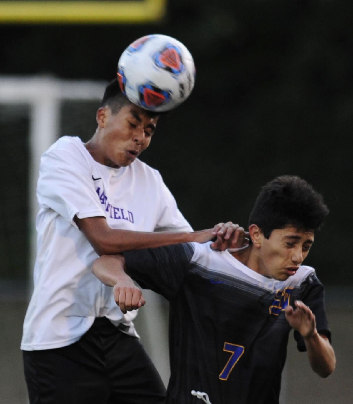 Cottage Grove downs Marshfield, 6-1