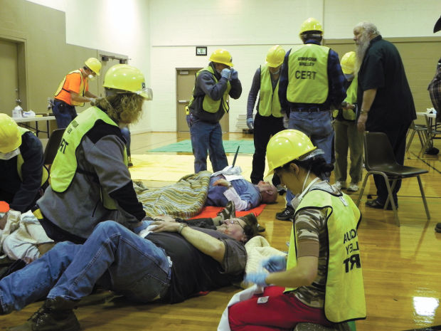 CERT responders drill for emergency scenario | News | theworldlink.com