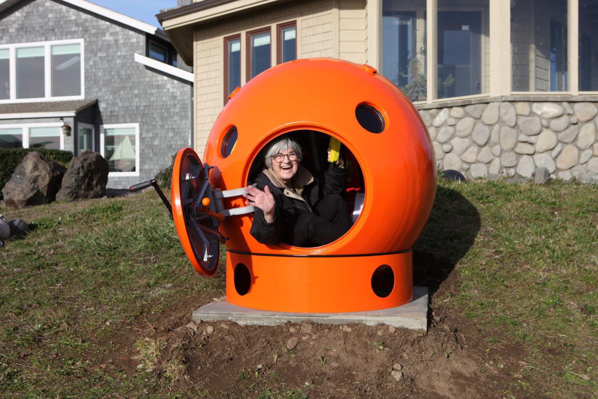 Lawsons receive unusual holiday gift Bandon News