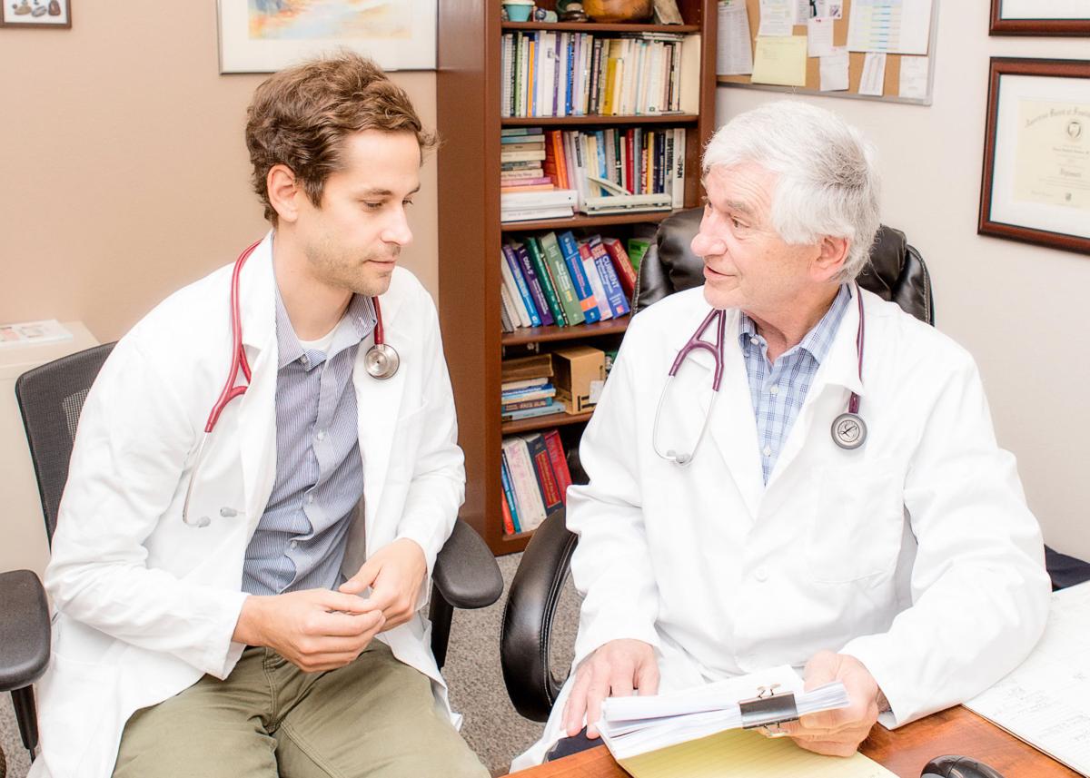 Coast Community Health Center Welcomes New Health Professionals News Theworldlink Com