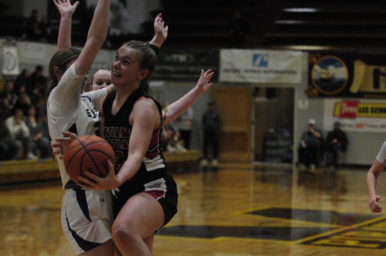 Sutherlin girls beat Santiam Christian for third place Sports