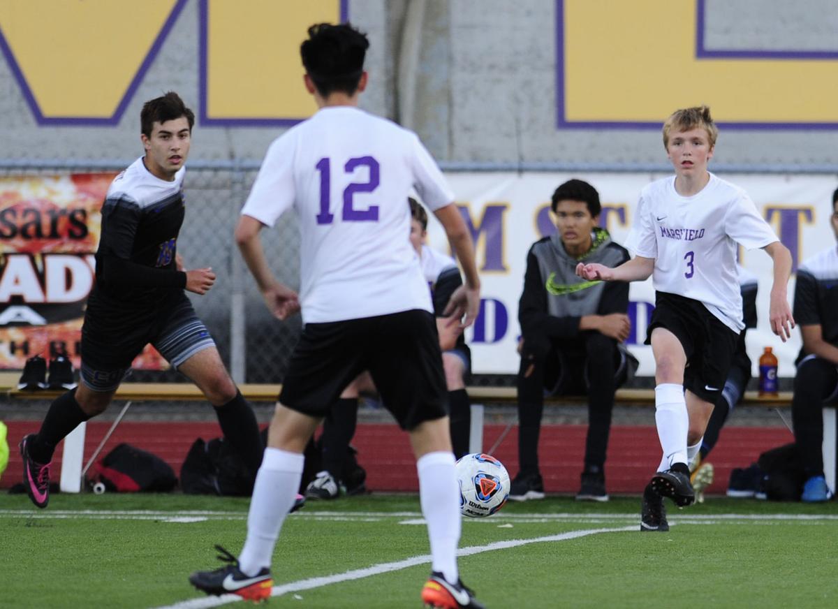 Cottage Grove downs Marshfield, 6-1