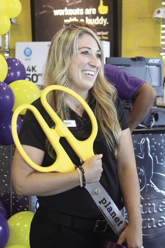 Gear up: Planet Fitness holds ribbon cutting