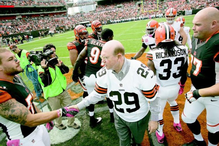 Ocilla native Walt Sumner honored by the Cleveland Browns, Archives