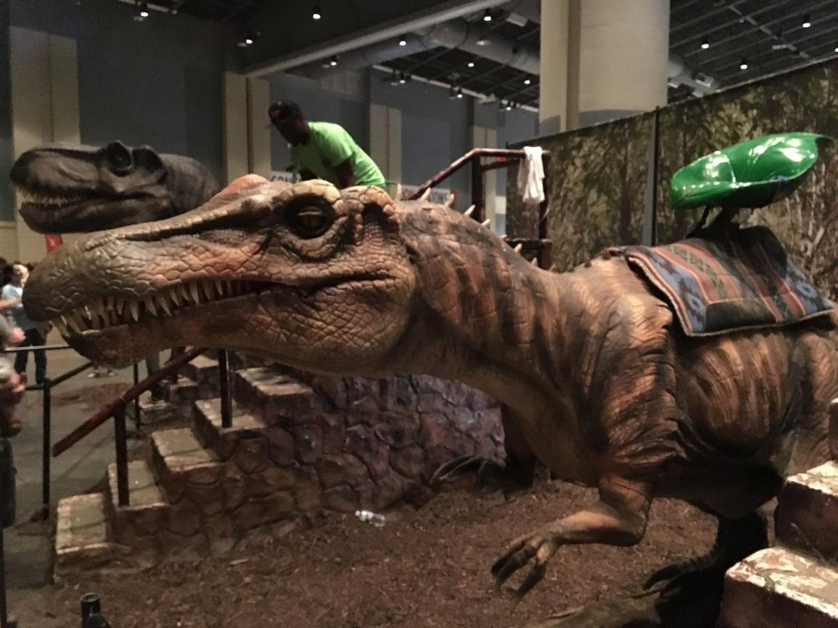 Dinosaurs Invade The City Of Savannah Arts Entertainment Tigersroar Com Dino island rampage is a shooting game with amazing and realistic 3d graphics. dinosaurs invade the city of savannah