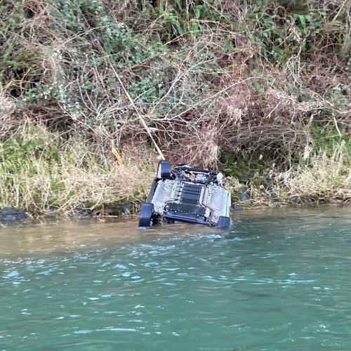Photos: Tillamook Sheriff Marine Patrol officers pull car out of Nestucca River from January crash