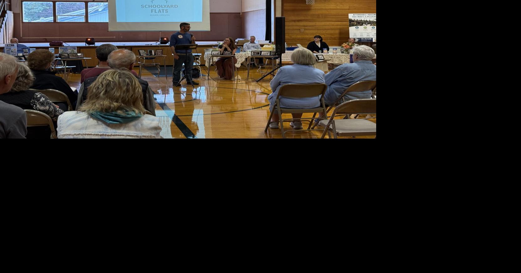 Community reminisces at Beaver School