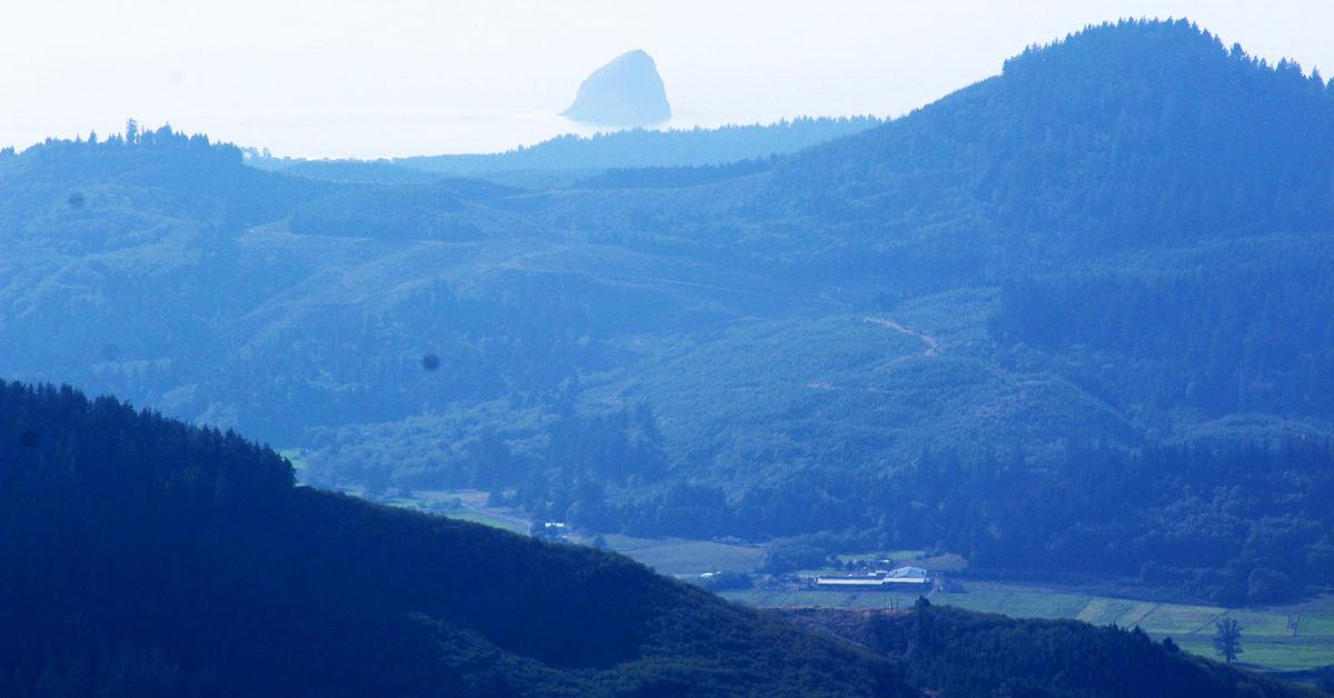 Mt. Hebo’s mountain men find memories at the top Community