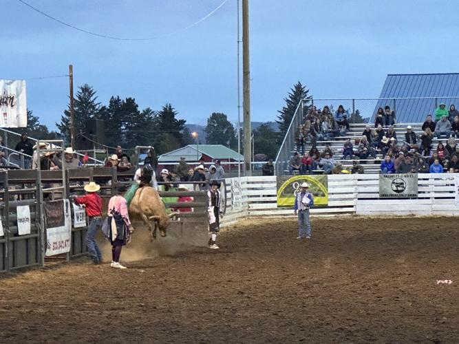 Rodeo kicks off Community