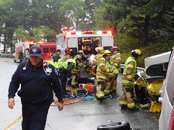 3 car accident on Hwy. 101 News