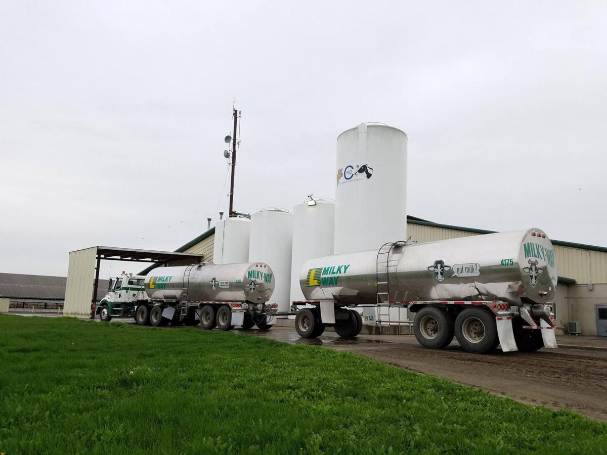 Local dairyman offers glimpse into Oregon megadairy Community