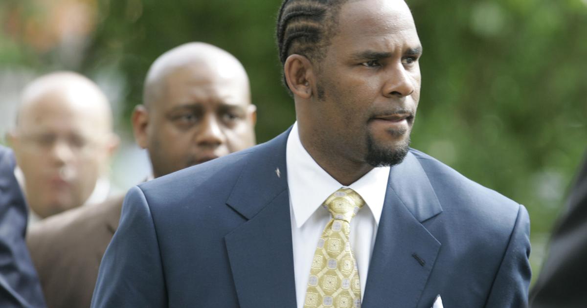 Today In History, June 13: R. Kelly | Archives | timegoggles.com