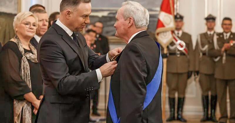 Lawrence Reed awarded highest honor from Polish government | News ...