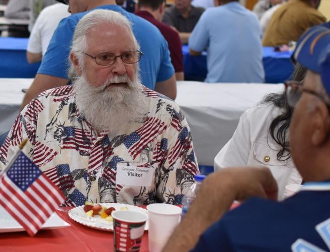 Canongate Elementary celebrates Veterans Day News