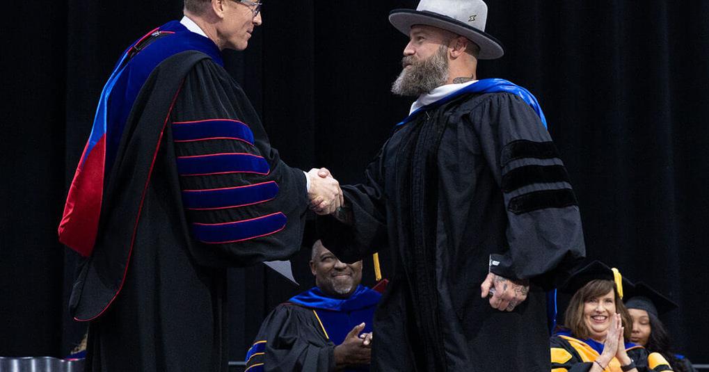 Home Grown University Of West Georgia Awards Honorary Degree To Zac home-grown-university-of-west-georgia-awards-honorary-degree-to-zac