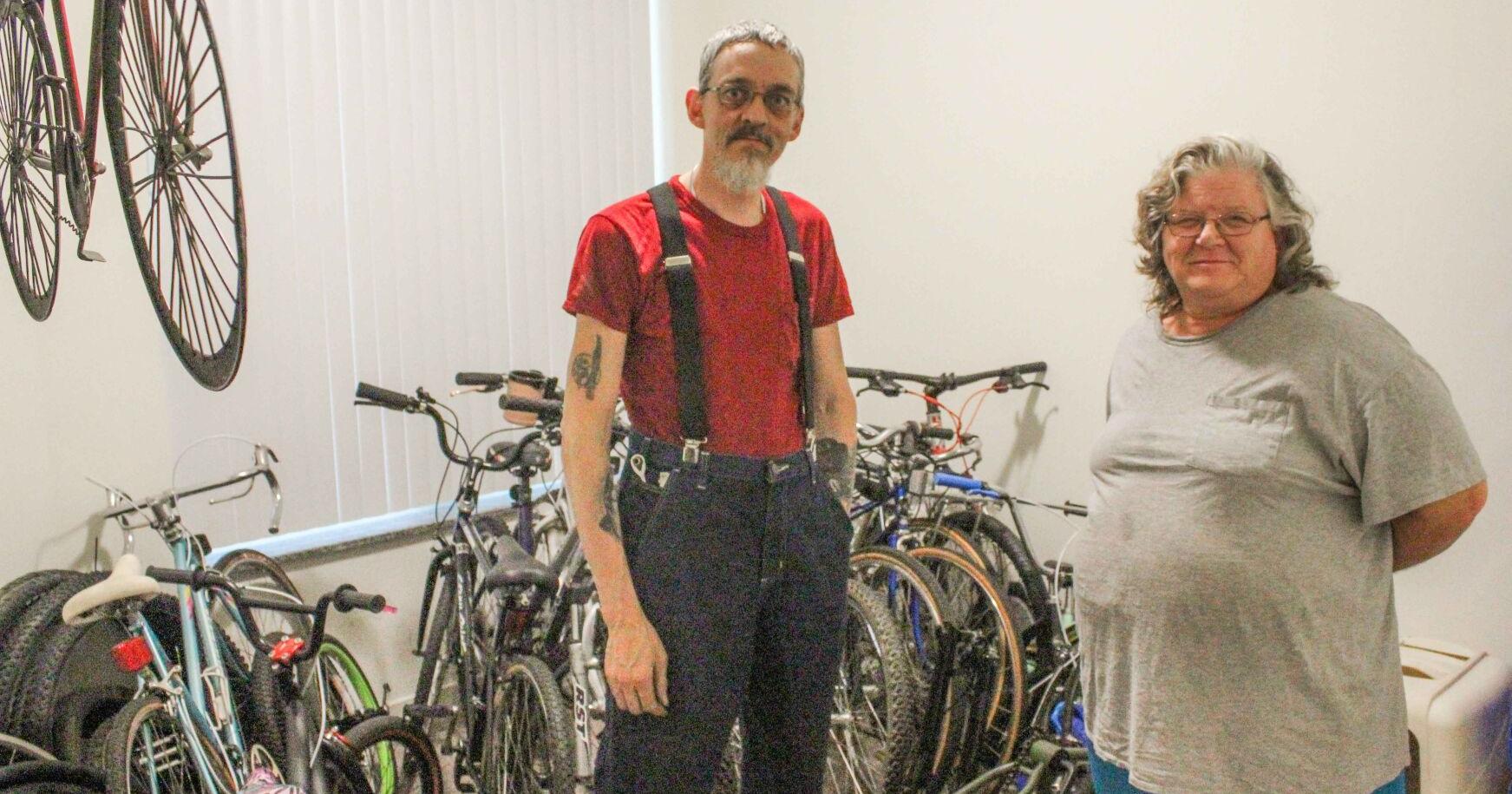 Newnan couple refurbishes bikes for foster children - Vimarsana News