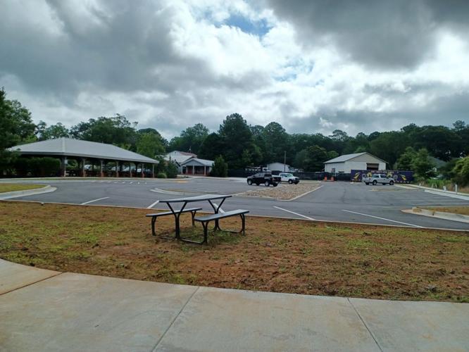 Sharpsburg parking lot fosters community News