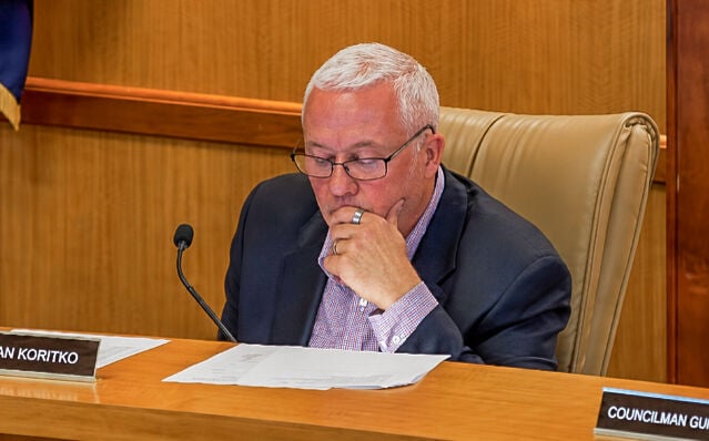 Council wrestles with new rules for discussion, voting