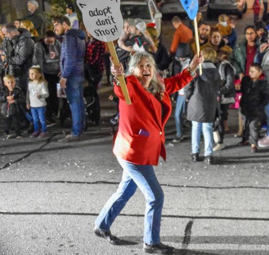 Over 90 entries fill Newnan Christmas Parade Local News times
