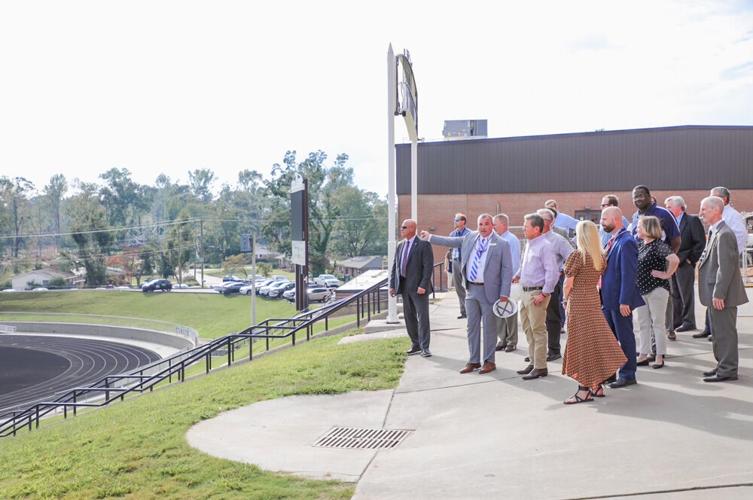 Newnan crowds the streets for the Parade Local News