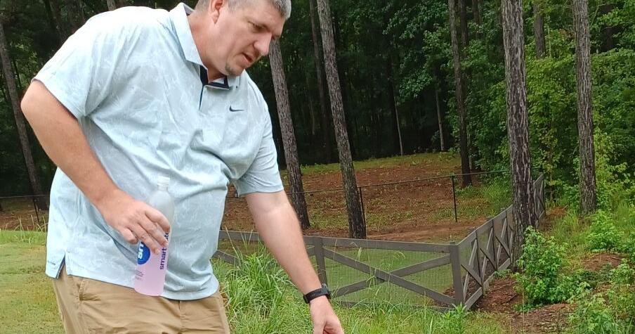 Residents say grass not greener in Coweta subdivision - Vimarsana News