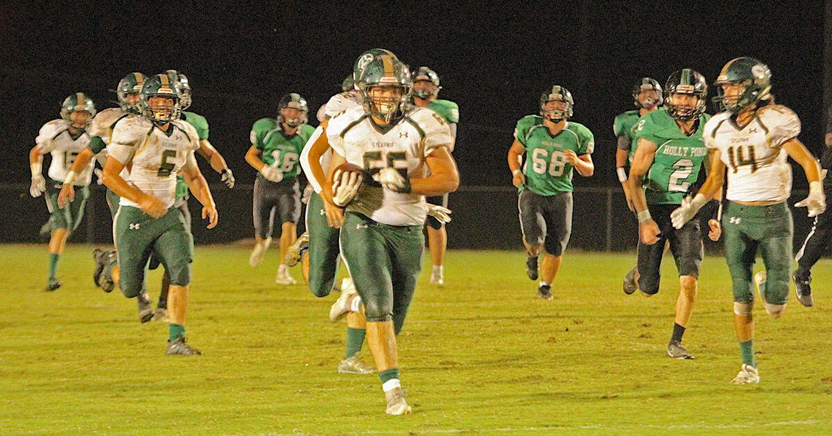 TimesJournal.com - Sylvania scores 5 first-half TDs in win against Holly Pond image