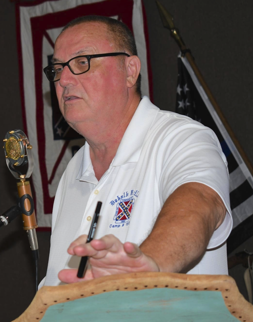 DeKalb Rifles Camp 1824 discuss cemetery clean-up efforts