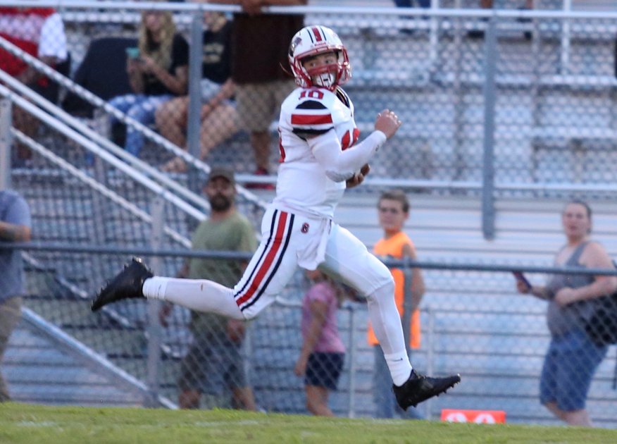 TimesJournal.com - Collinsville edges Crossville with late touchdown run image