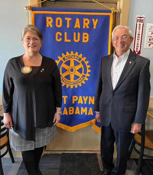 Rotary and Kiwanis Clubs host Lieutenant General Joe Cosumano, USA, Ret.