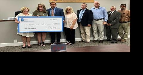 Plainview High assistant principal gets an A+ - Vimarsana News