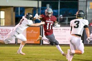 TimesJournal.com - Boaz Pirates take down Crossville Lions in region kick off image