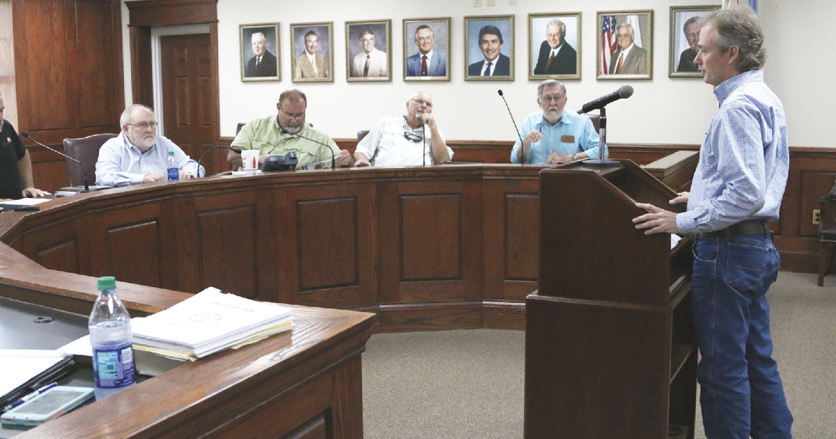 Pair speak out following council vote Fort Payne