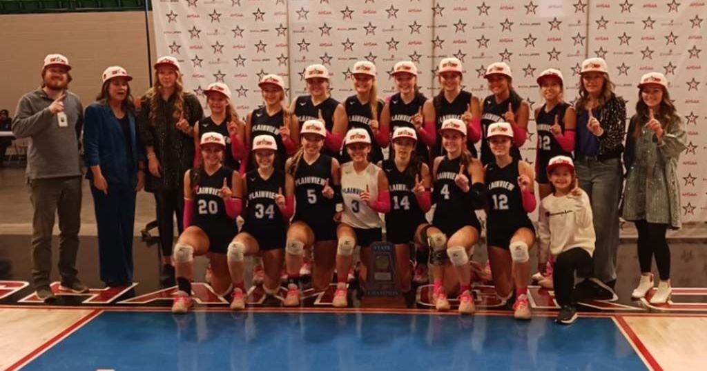 TimesJournal.com - Plainview Bears are state volley ball champs! image