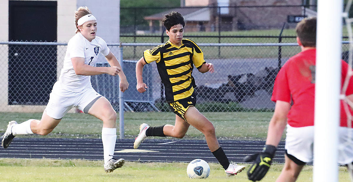 TimesJournal.com - PREP BOYS SOCCER: Fort Payne vs. Homewood image