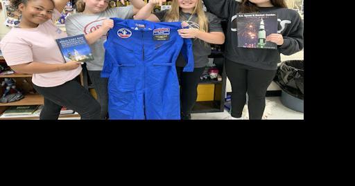 Fort Payne Middle School students receive five space camp scholarships - Vimarsana News