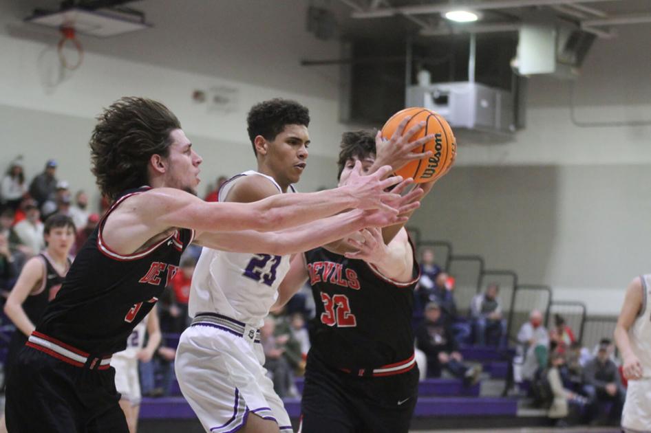 TimesJournal.com - Hot start propels Red Devils past Bulldogs image