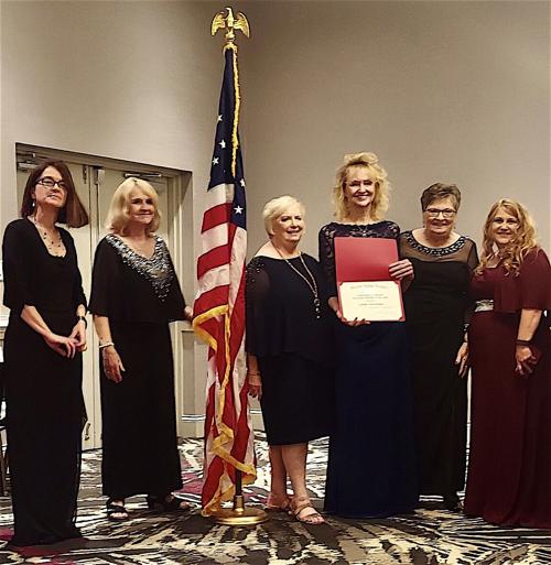 Hardinger named Associate Marine of the Year