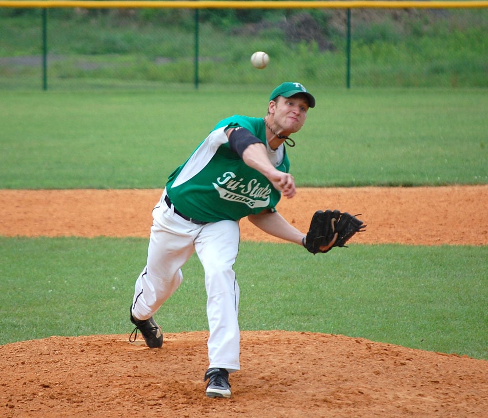 Tri-State sweeps pitchers' duel with Oakland Oaks