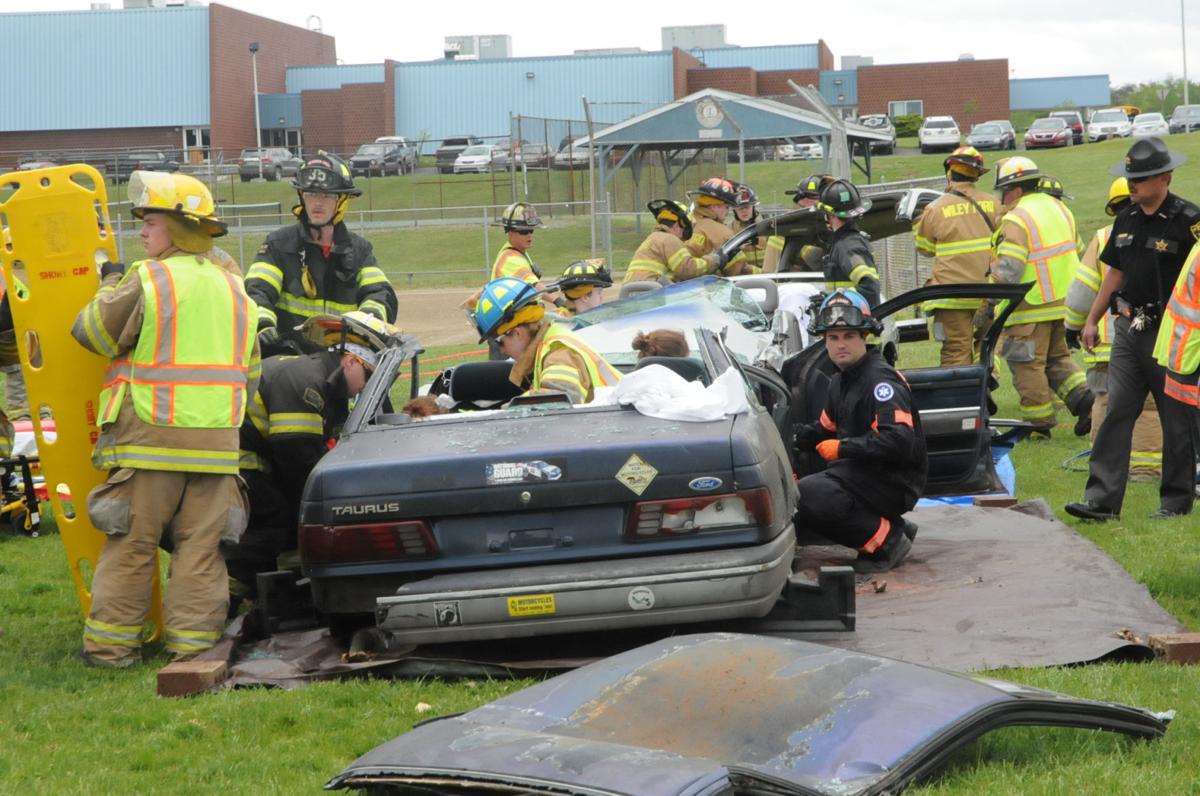 Frankfort students get headon crash lesson News