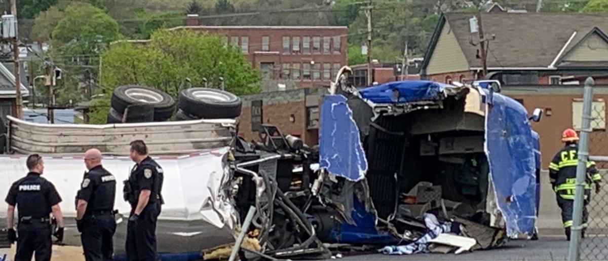 Interstate reopens after crash that kills city man News