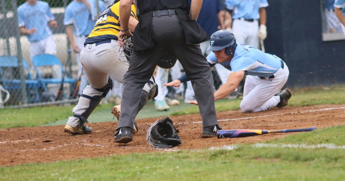 Hare's walkoff sends Frankfort to states, wins 1-0 over Moorefield