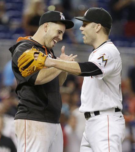 Jose Fernandez's pitching performance was so good that Barry Bonds kissed  him