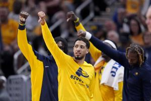 Pacers even the series with 121-89 Game 4 win over the Knicks
