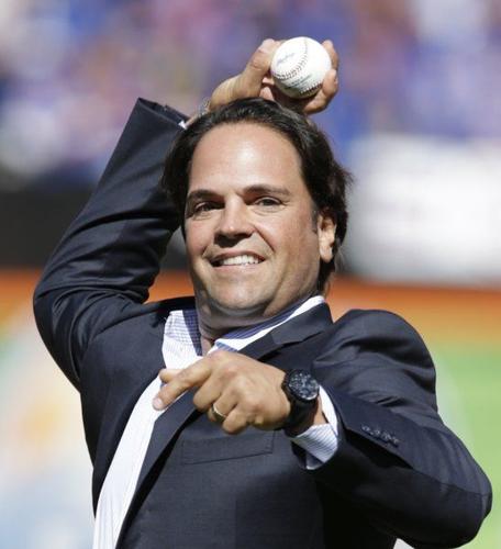 Ex-Met Mike Piazza elected to baseball Hall of Fame with Ken Griffey Jr.