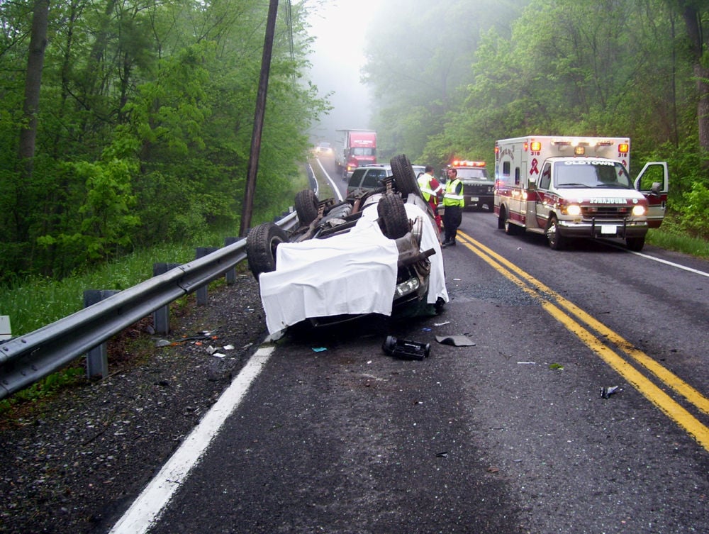 1 seriously injured after crash splits car in half near Paw Paw