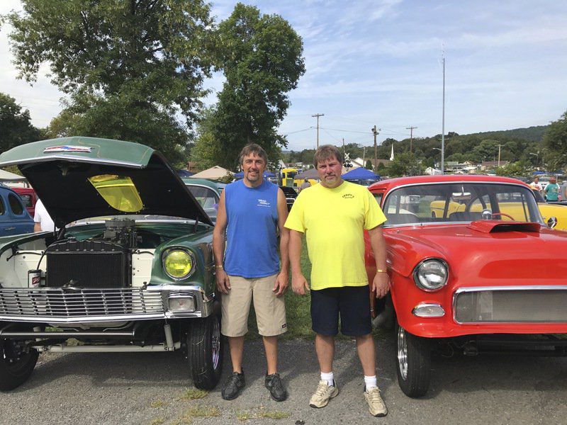 Hundreds Flock To Fairgrounds For Annual Street Rod Roundup Local News Times News Com